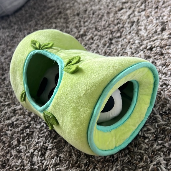 Panda 🐼 crate activity (they squeak) - Picture 2 of 6